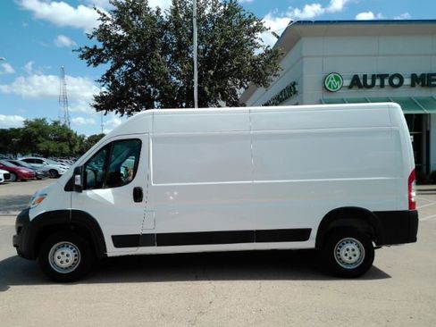 Used 2025 RAM ProMaster 3500 w/ Convenience Group FWD image 10
