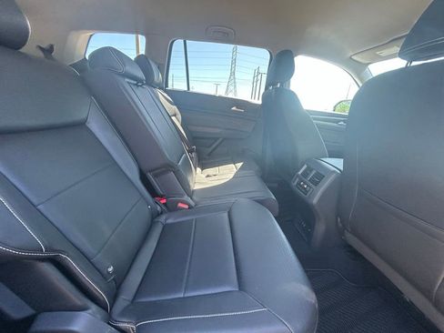 Used 2023 Volkswagen Atlas SE w/ Black Wheel Package FWD image 42