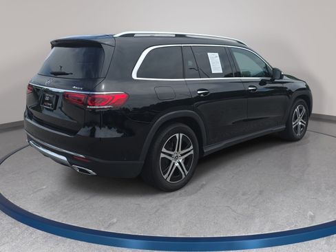 Used 2022 Mercedes-Benz GLS 450 4MATIC image 5