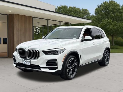 Used 2023 BMW X5 sDrive40i w/ Premium Package RWD image 2