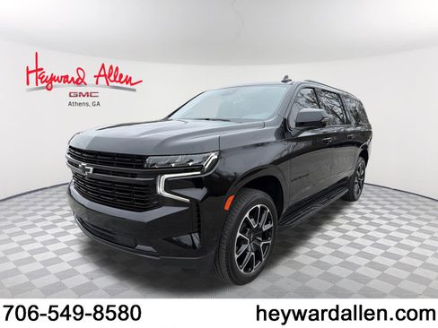 Used 2024 Chevrolet Suburban RST w/ Luxury Package image 1