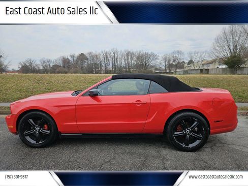 Used 2010 Ford Mustang Premium image 1