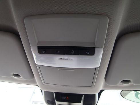 Used 2023 Nissan Rogue S AWD/4WD image 35