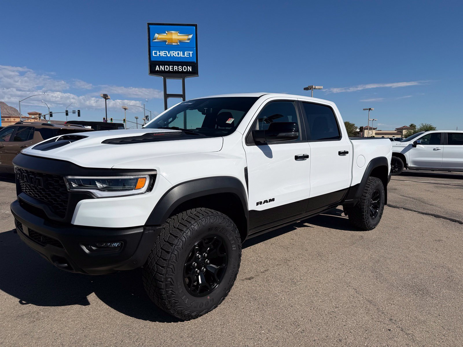 Used 2025 RAM 1500 RHO w/ RHO Level 1 Equipment Group AWD/4WD image 1
