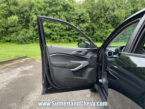 Used 2024 Chevrolet Trax LS FWD image 11