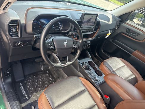 Used 2024 Ford Bronco Sport Badlands w/ Premium Package AWD/4WD image 13