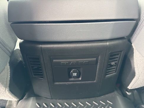 Used 2018 RAM 1500 Big Horn image 15