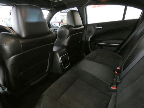 Used 2023 Dodge Charger Scat Pack w/ Dynamics Package RWD image 23