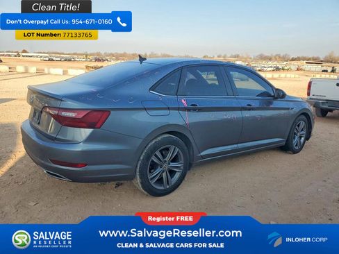 Used 2021 Volkswagen Jetta R-Line w/ R-Line Cold Weather Package FWD image 4