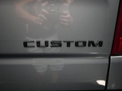 Used 2026 Chevrolet Silverado 1500 Custom w/ LPO, Dark Essentials Package AWD/4WD image 11