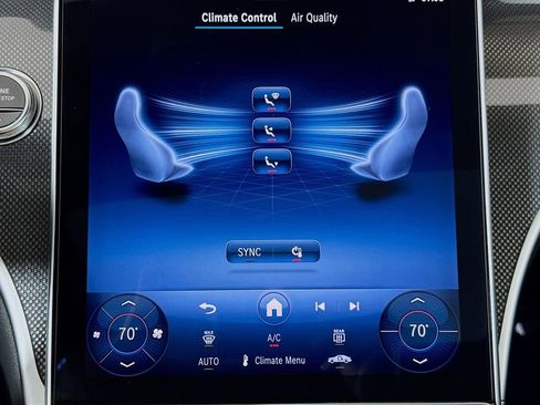 New 2025 Mercedes-Benz C 300 4MATIC Sedan image 15