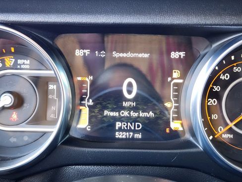 Used 2023 Jeep Gladiator Overland AWD/4WD image 17