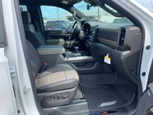 New 2026 Chevrolet Silverado 1500 ZR2 AWD/4WD image 15