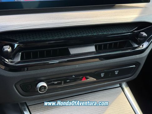 Used 2026 BMW 330i Sedan RWD image 25