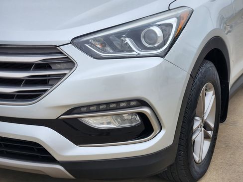 Used 2017 Hyundai Santa Fe Sport image 7