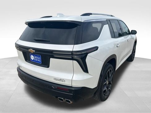 Used 2025 Chevrolet Traverse High Country image 7