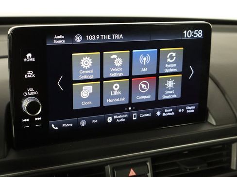 Used 2025 Honda Pilot EX-L image 32