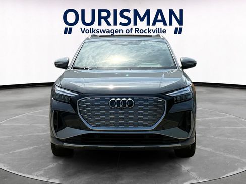 Used 2023 Audi Q4 e-tron Premium Plus w/ Premium Plus AWD/4WD image 8