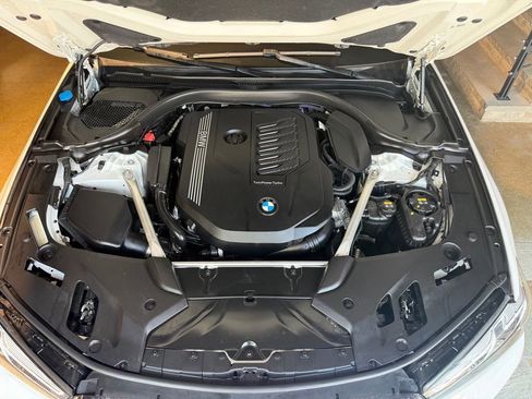 Used 2021 BMW 540i xDrive w/ Convenience Package AWD/4WD image 9