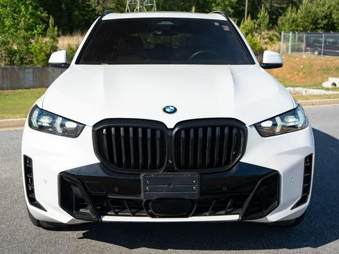 Used 2024 BMW X5 xDrive40i w/ M Sport Package AWD/4WD image 2