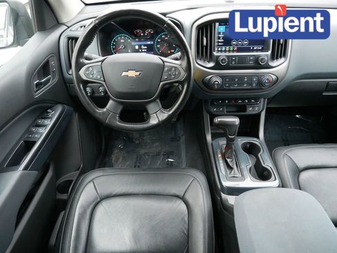 Used 2020 Chevrolet Colorado Z71 image 16