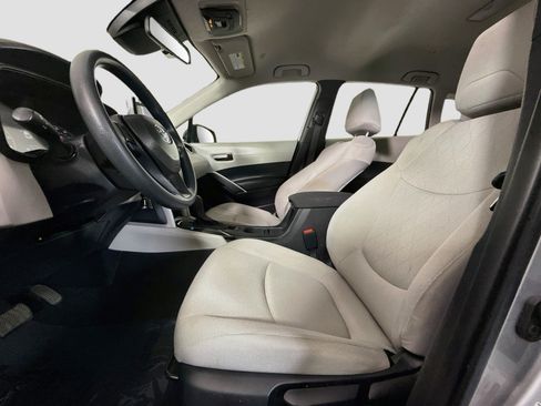 Used 2024 Toyota Corolla Cross L FWD image 21