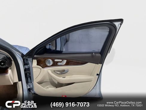 Used 2017 Mercedes-Benz E 300 4MATIC w/ Premium 1 Package image 27