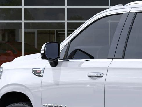 New 2026 GMC Yukon XL Denali w/ Sun & Power Step Package image 12