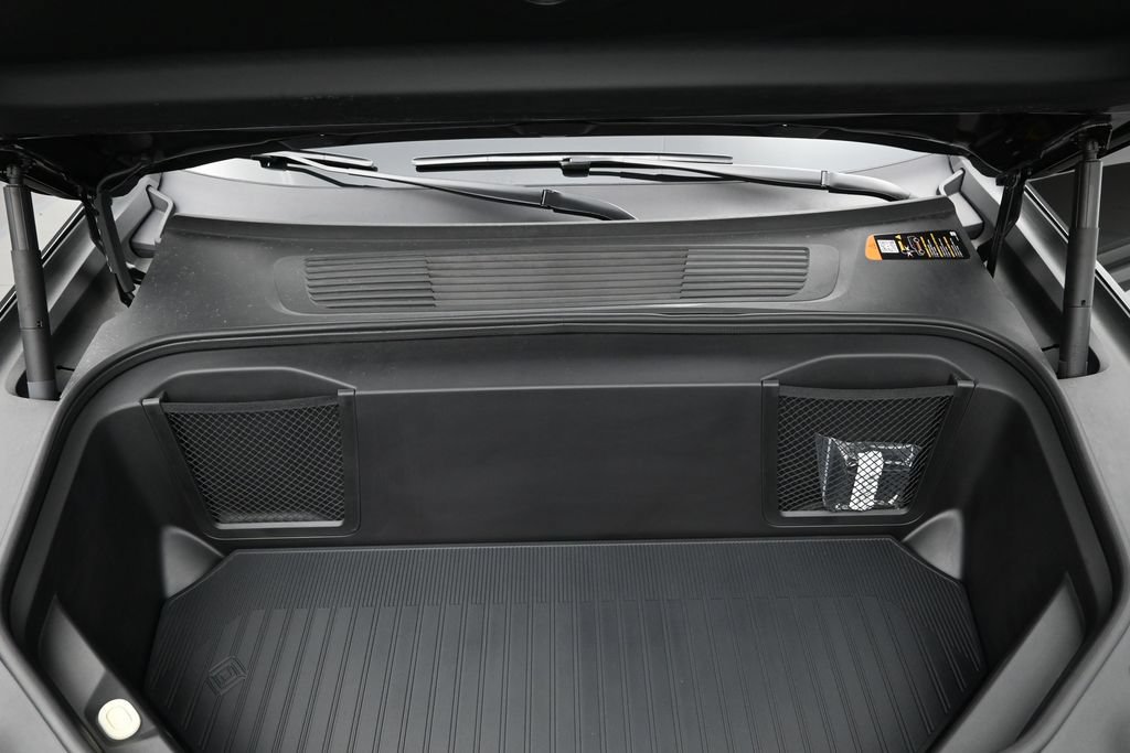 Used 2025 Rivian R1S Premium Dual AWD/4WD image 9