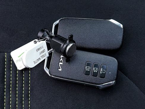 Used 2023 Kia EV6 GT image 45