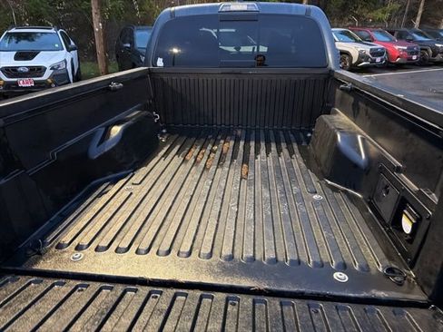 Used 2023 Toyota Tacoma TRD Off-Road w/ Technology Package image 7