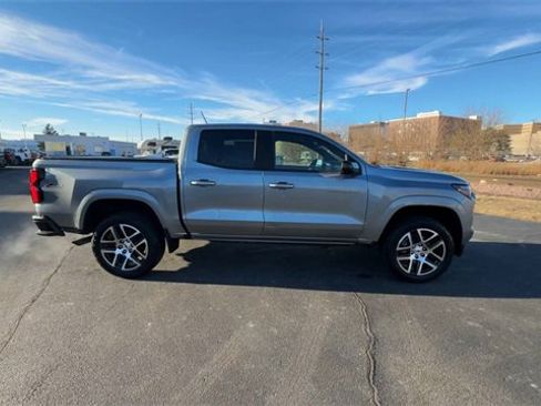 Used 2023 Chevrolet Colorado Z71 w/ Z71 Convenience Package 2 image 9