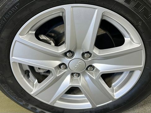 Used 2022 Jeep Compass Latitude w/ Sun and Sound Group image 30