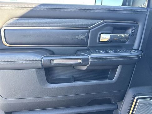 Used 2021 RAM 2500 Limited image 13