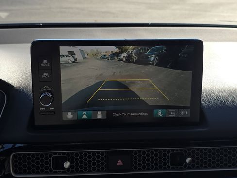 Used 2024 Honda Civic Touring image 18