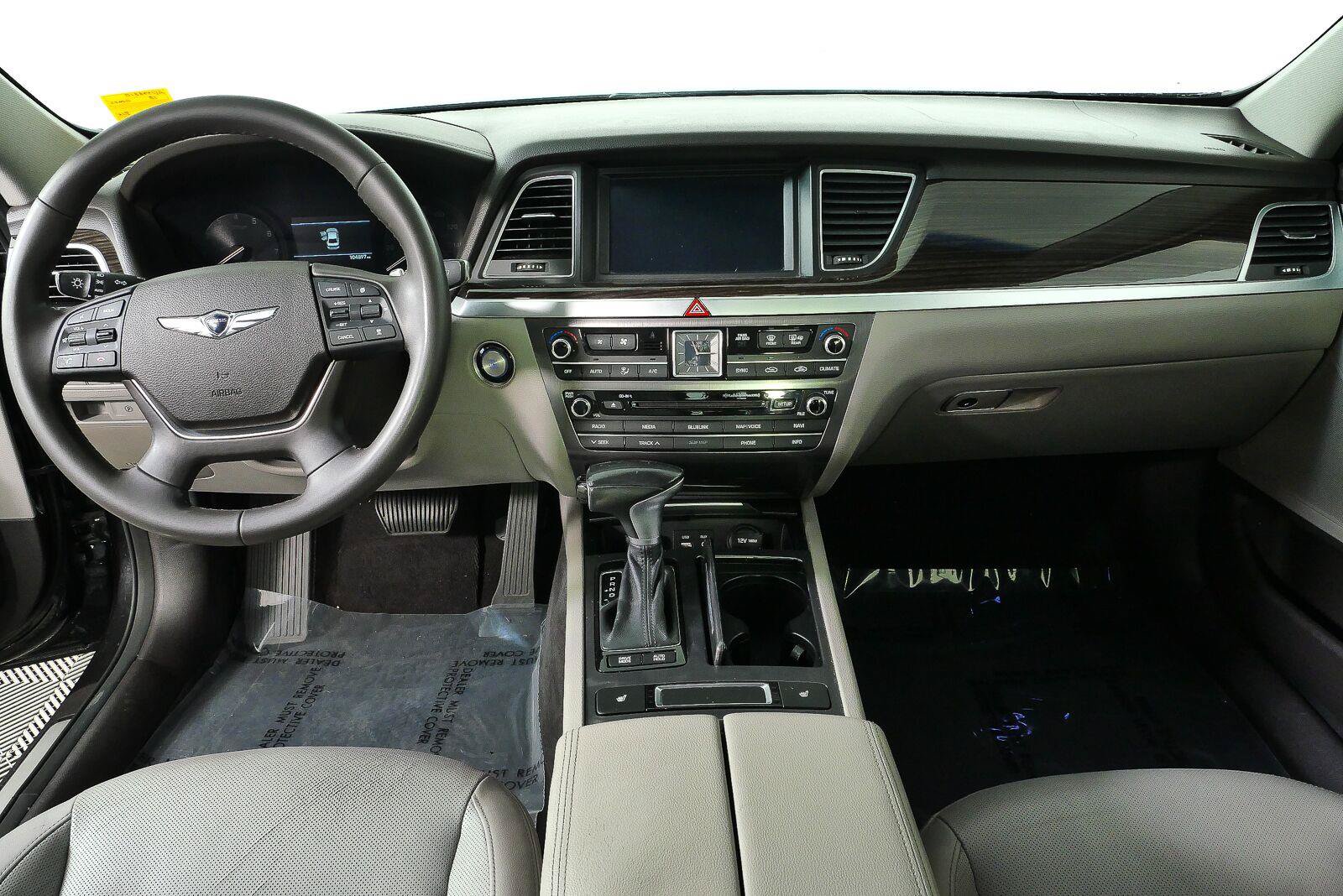 Used 2018 Genesis G80 3.8 RWD image 17