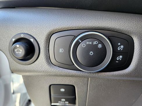 New 2024 Ford Transit 250 148 Medium Roof w/ Load Area Protection Package image 28