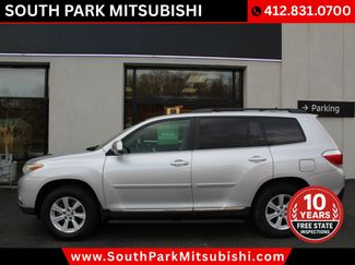 Used 2011 Toyota Highlander SE w/ Tow Pkg video 1