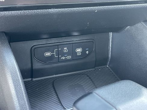 Certified 2026 Kia Sportage EX FWD image 27