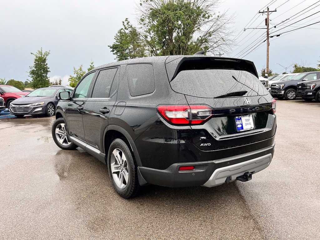 Used 2025 Honda Pilot EX-L image 4