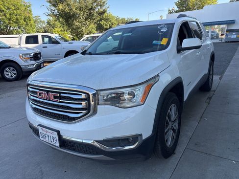 Used 2019 GMC Acadia SLE FWD image 2