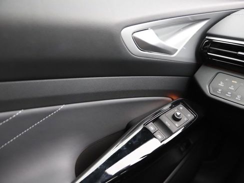 Used 2023 Volkswagen ID.4 Pro S image 25