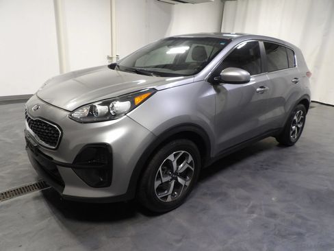 Used 2021 Kia Sportage LX FWD image 3