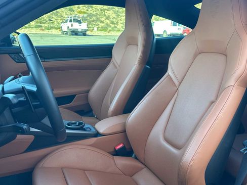 Certified 2025 Porsche 911 Carrera image 5