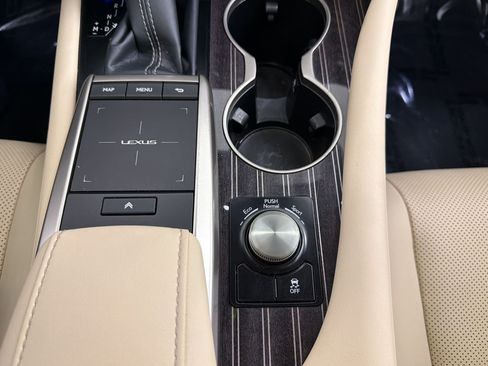 Certified 2021 Lexus RX 350L Luxury w/ Accessory Package FWD image 35
