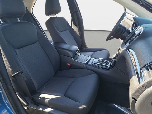 Certified 2023 Chrysler 300 Touring w/ Sport Appearance Package RWD image 11