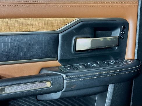 Used 2023 RAM 3500 Limited image 19