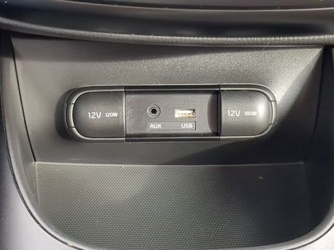Used 2016 Kia Soul image 19