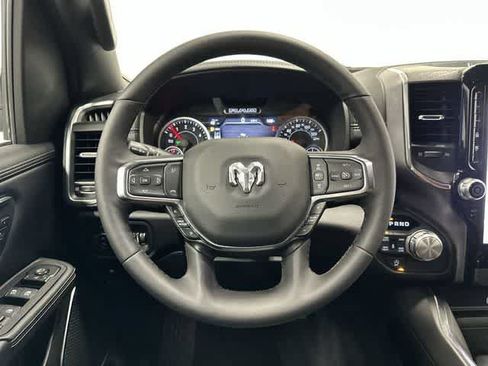 Used 2026 RAM 1500 Laramie AWD/4WD image 15