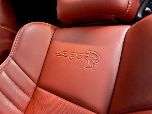 Used 2023 Dodge Challenger SRT Hellcat RWD image 9